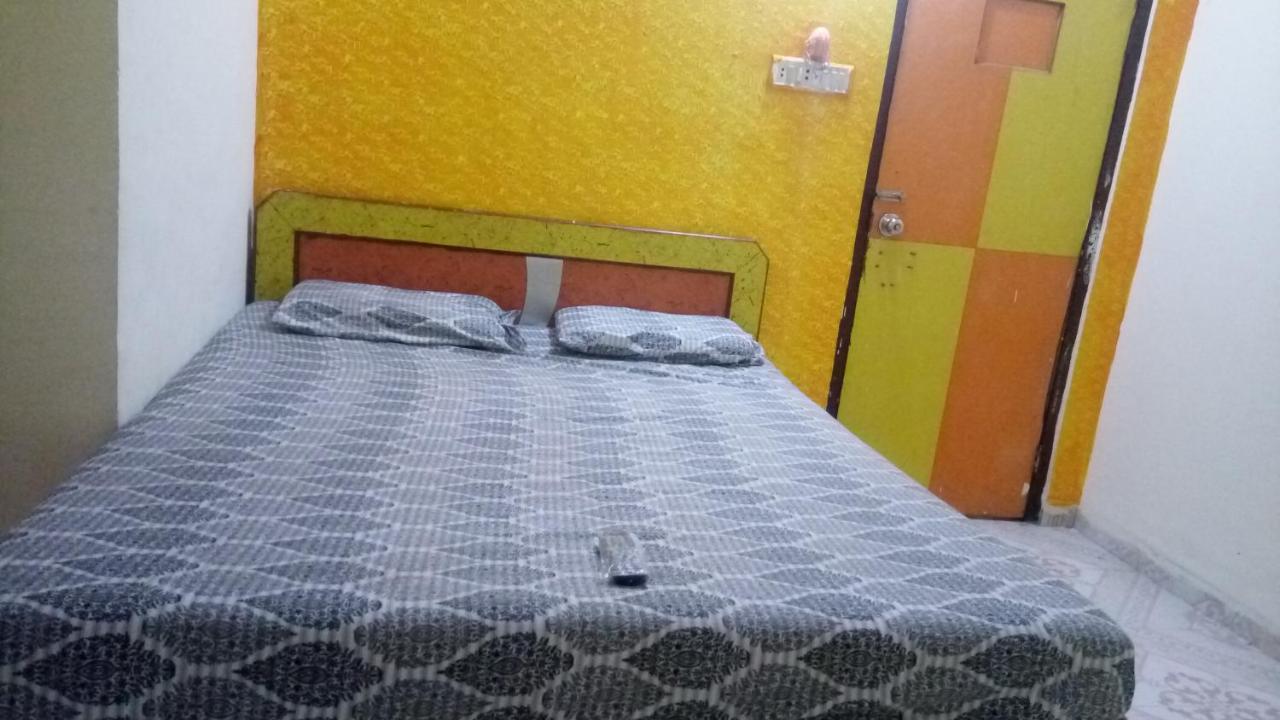 Hotel Sarang Lodge Panvel Luaran gambar