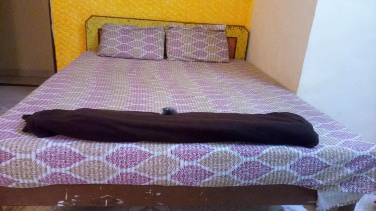 Hotel Sarang Lodge Panvel Luaran gambar